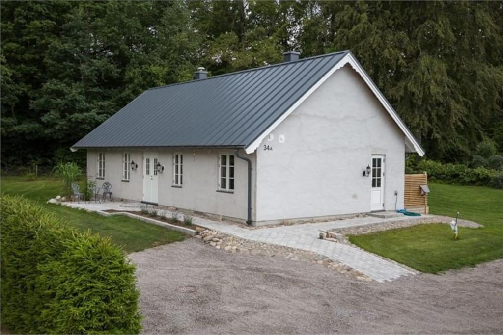 Beautiful And Cosy House Near The Lake Olofstrom Экстерьер фото